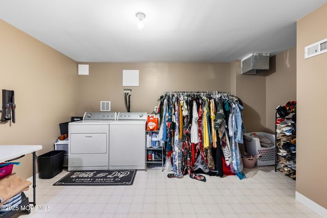 3305 Kapalua Court, Freehold, NJ 07728