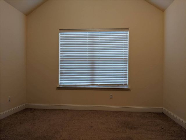 560 Dogwood Street, Centerton, AR 72719