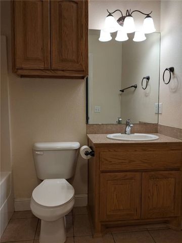 560 Dogwood Street, Centerton, AR 72719