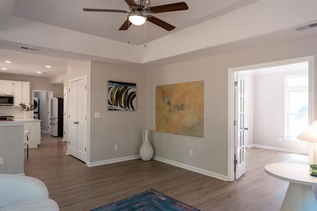 521 Watson Bay Trail, Stone Mountain, GA 30087