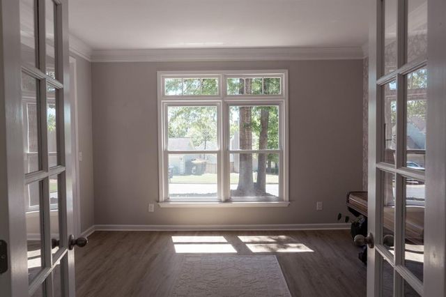 521 Watson Bay Trail, Stone Mountain, GA 30087