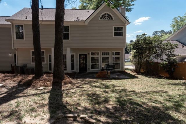 521 Watson Bay Trail, Stone Mountain, GA 30087