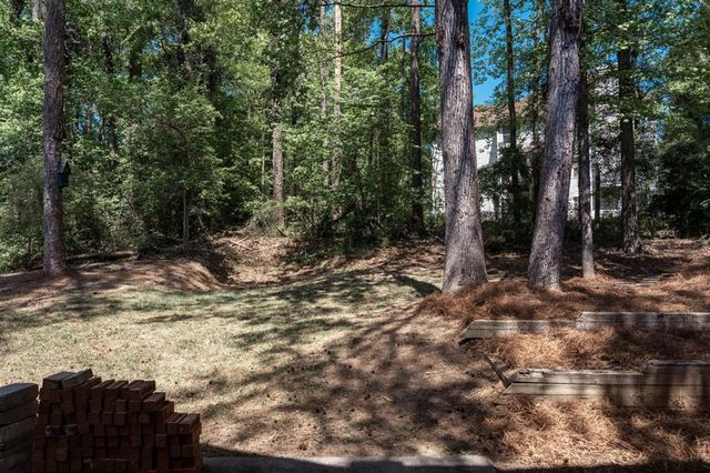 521 Watson Bay Trail, Stone Mountain, GA 30087