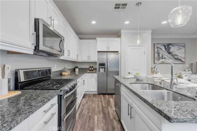 27314 Attwell Lane, Saugus, CA 91350