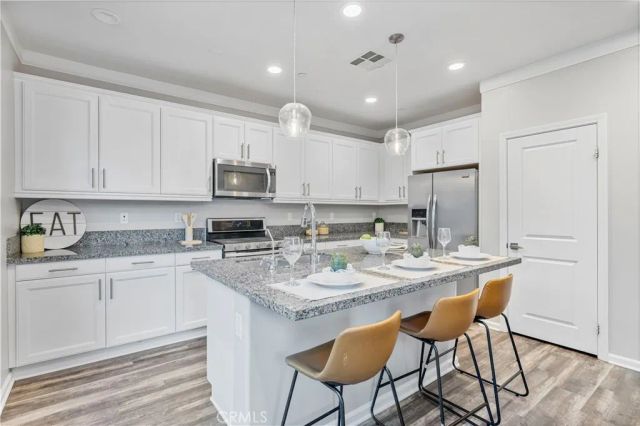 27314 Attwell Lane, Saugus, CA 91350