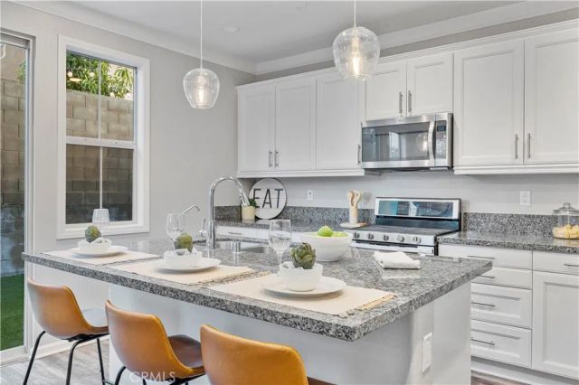 27314 Attwell Lane, Saugus, CA 91350