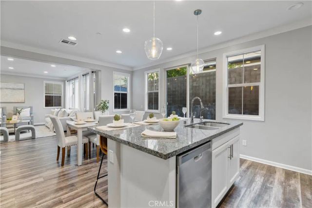 27314 Attwell Lane, Saugus, CA 91350