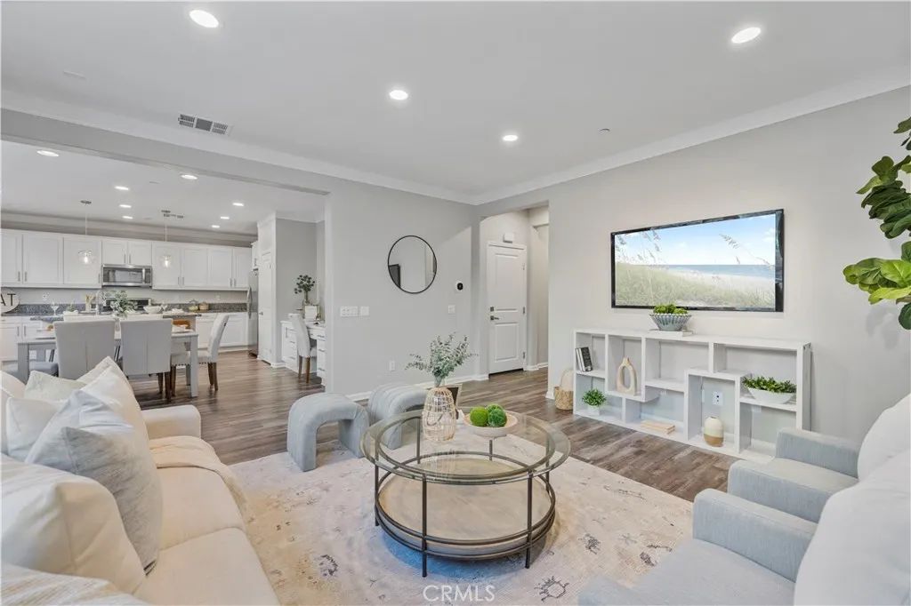 27314 Attwell Lane, Saugus, CA 91350