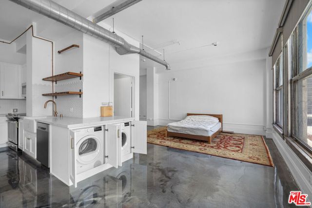 108 W 2nd Street 711, Los Angeles, CA 90012