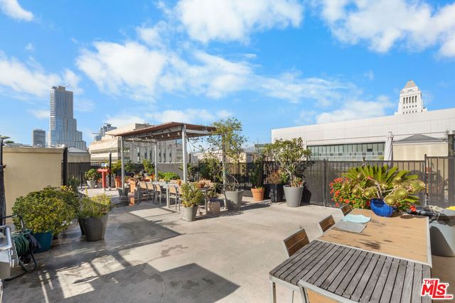 108 W 2nd Street 711, Los Angeles, CA 90012