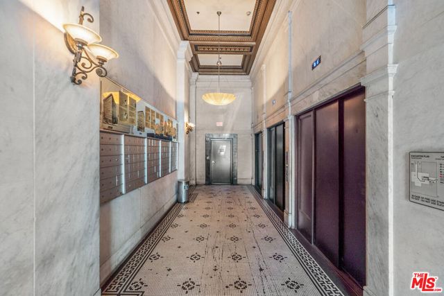 108 W 2nd Street 711, Los Angeles, CA 90012