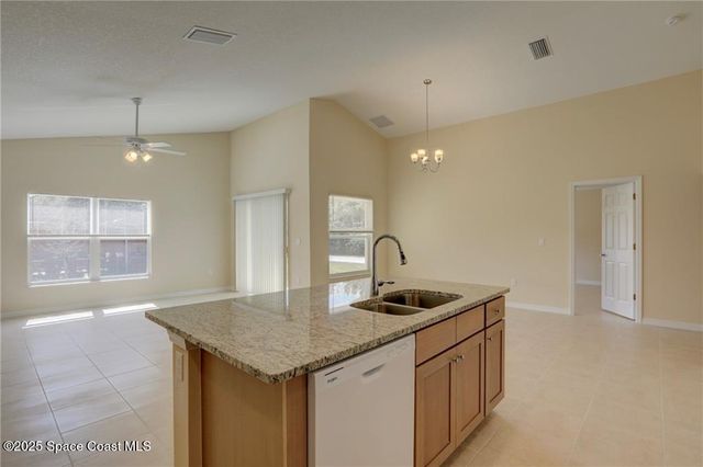 8816 100th Avenue, Vero Beach, FL 32967