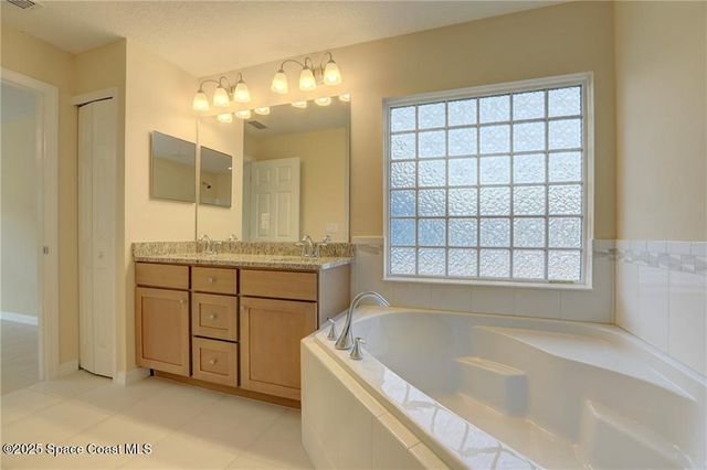 8816 100th Avenue, Vero Beach, FL 32967