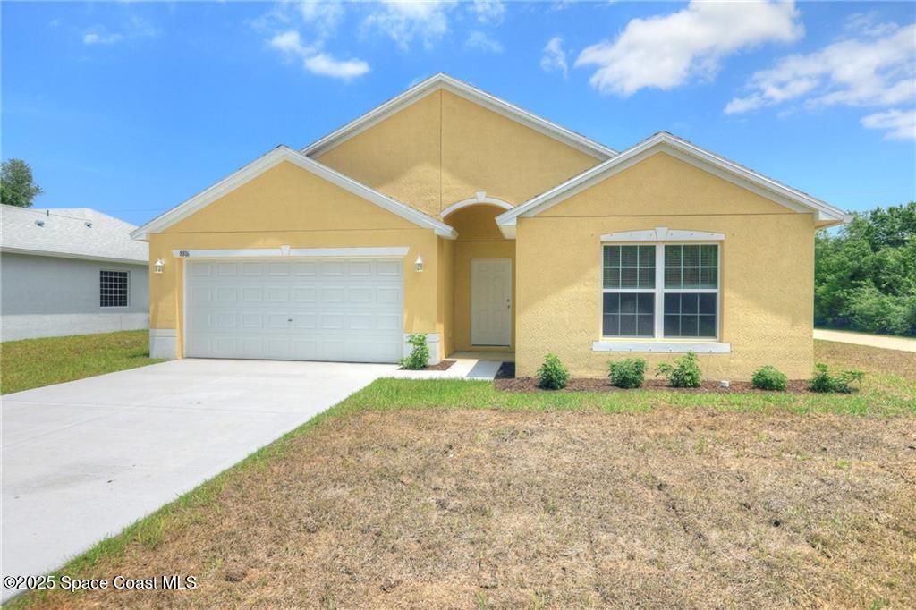 8816 100th Avenue, Vero Beach, FL 32967