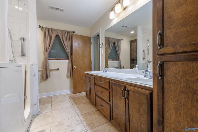 3418 Grassfort Drive, Huntsville, AL 35805