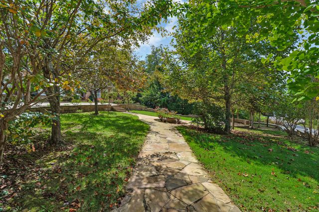 221 Wind Song Trl, Crossville, TN 38555