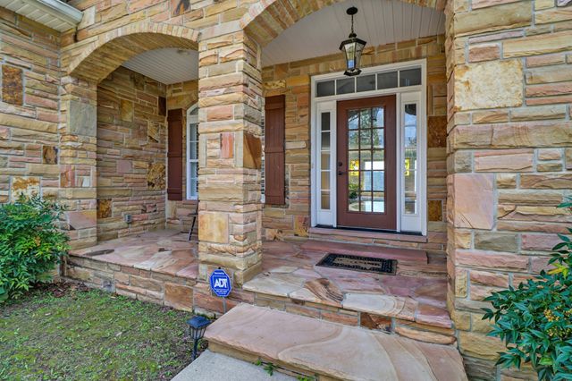 221 Wind Song Trl, Crossville, TN 38555