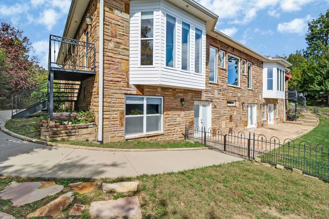 221 Wind Song Trl, Crossville, TN 38555