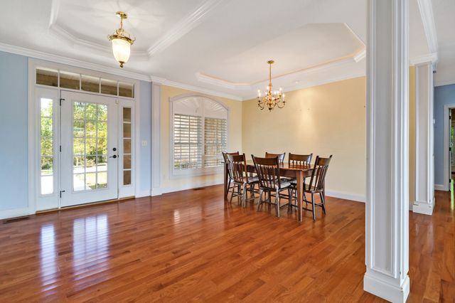 221 Wind Song Trl, Crossville, TN 38555