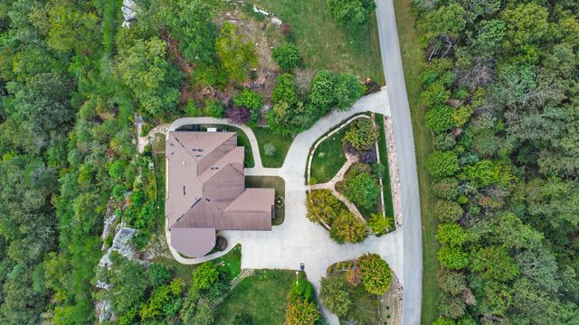 221 Wind Song Trl, Crossville, TN 38555