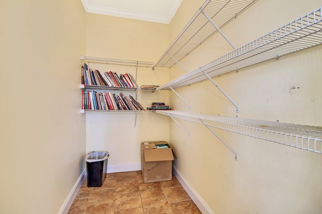 221 Wind Song Trl, Crossville, TN 38555