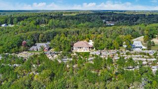 221 Wind Song Trl, Crossville, TN 38555