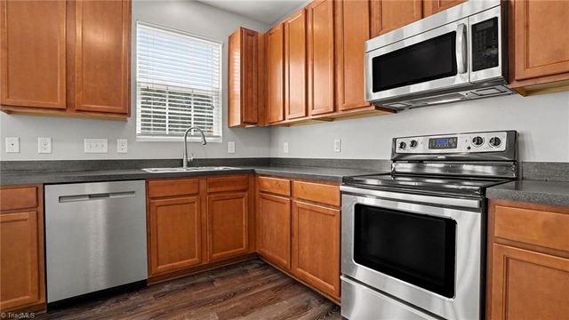 518 Macgregor Drive, Burlington, NC 27217