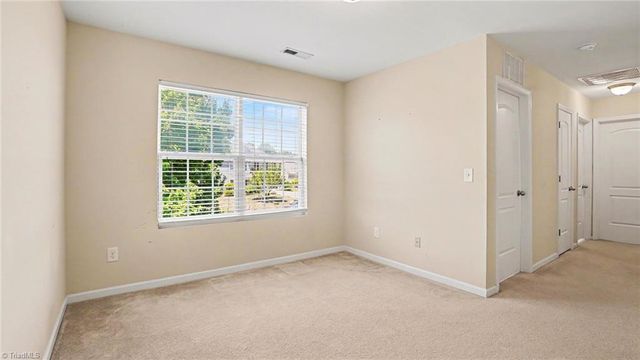 518 Macgregor Drive, Burlington, NC 27217