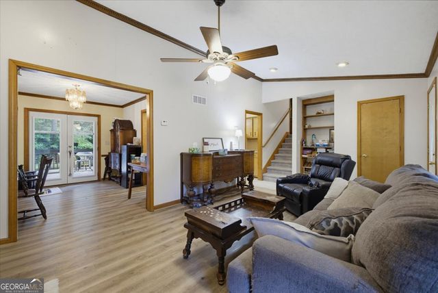 3618 Waverly Oaks Way, Snellville, GA 30039