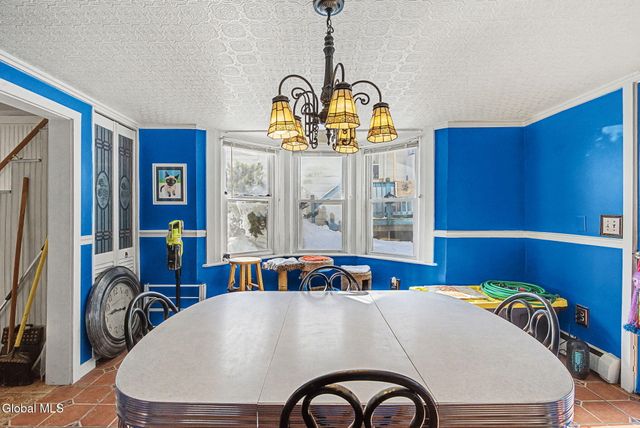 937 6th Street, Rensselaer, NY 12144