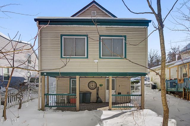 937 6th Street, Rensselaer, NY 12144