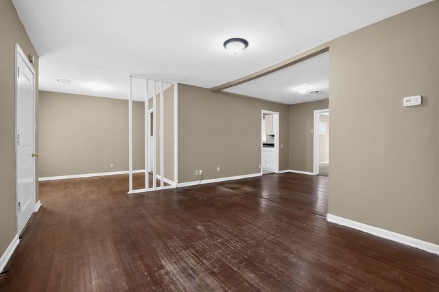 5025 MILLBRANCH RD, Memphis, TN 38116