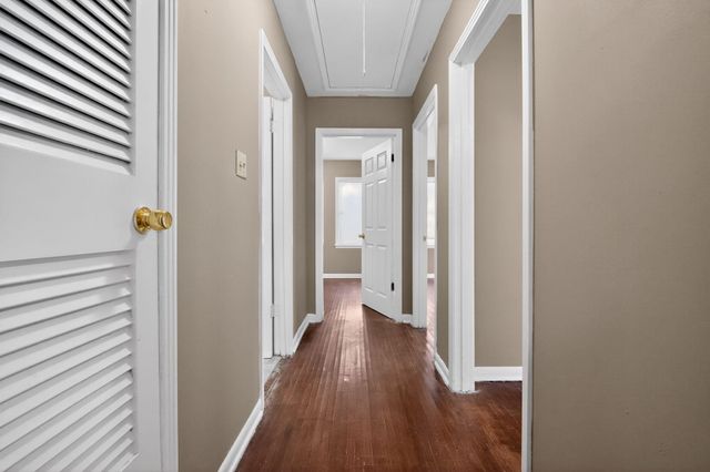 5025 MILLBRANCH RD, Memphis, TN 38116