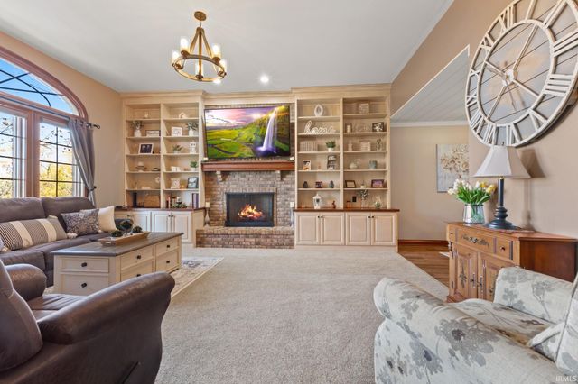 209 River Drive, Bloomfield, IN 47424