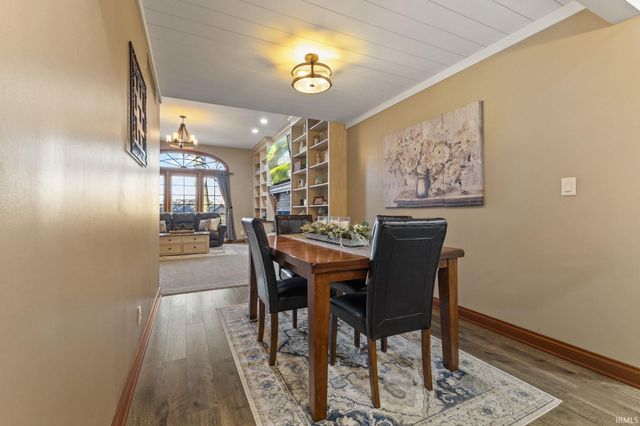 209 River Drive, Bloomfield, IN 47424