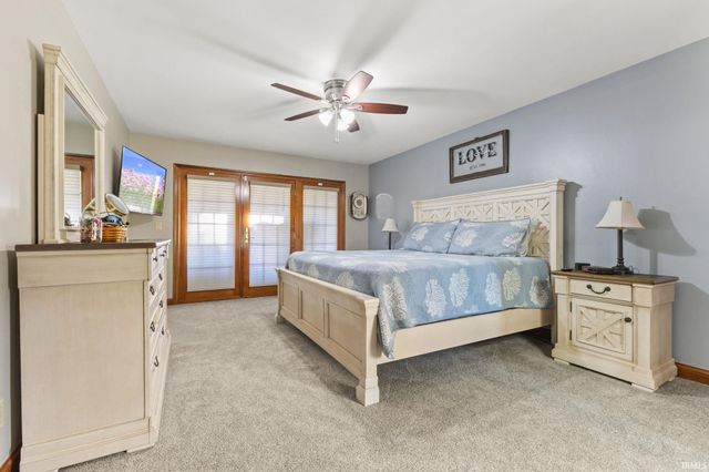 209 River Drive, Bloomfield, IN 47424