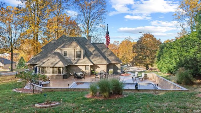 209 River Drive, Bloomfield, IN 47424