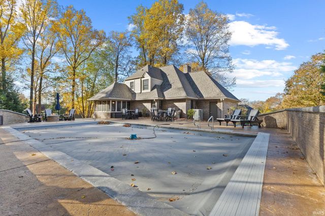 209 River Drive, Bloomfield, IN 47424