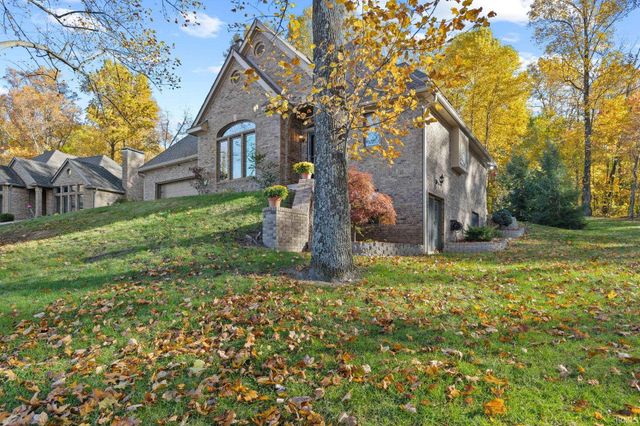 209 River Drive, Bloomfield, IN 47424