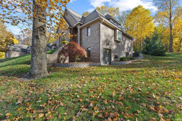 209 River Drive, Bloomfield, IN 47424