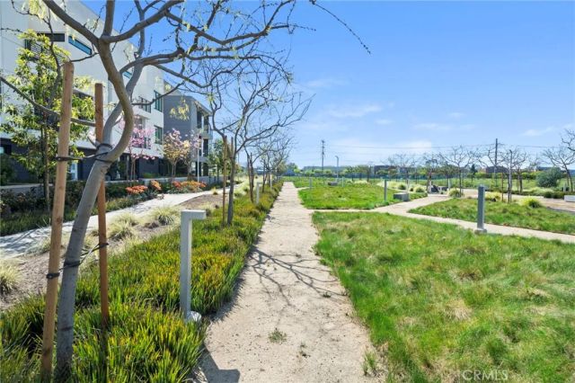 16175 Dawn Way 302, Tustin, CA 92782