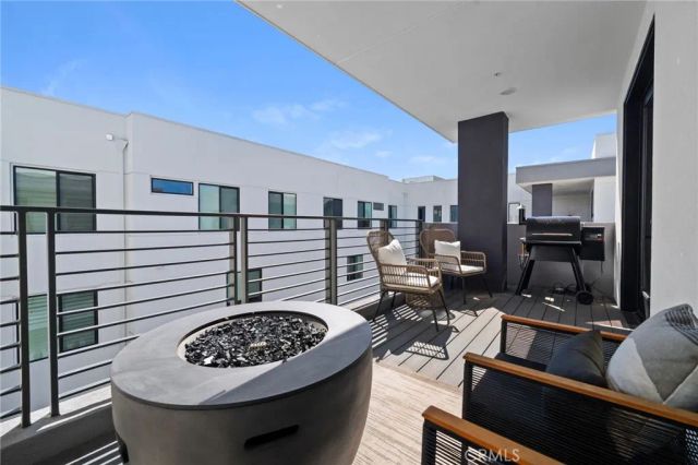 16175 Dawn Way 302, Tustin, CA 92782