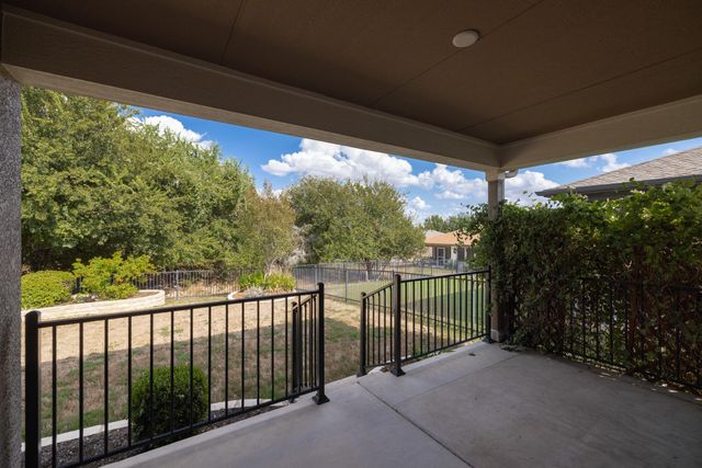 408 Sheldon Lake DR, Georgetown, TX 78633