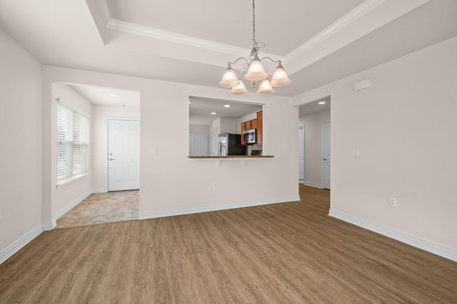408 Sheldon Lake DR, Georgetown, TX 78633