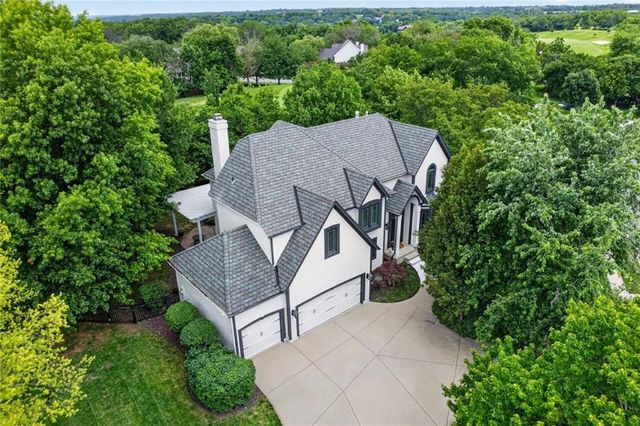10820 S CEDAR NILES Boulevard, Olathe, KS 66061