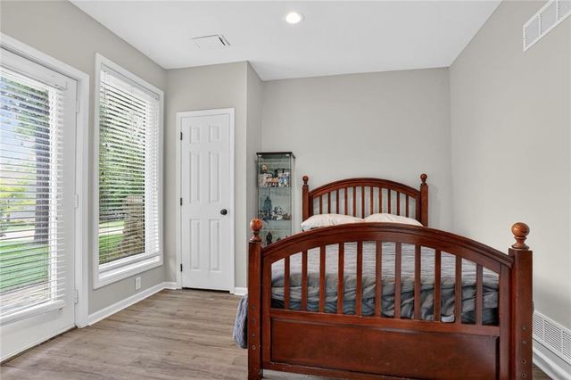 10820 S CEDAR NILES Boulevard, Olathe, KS 66061