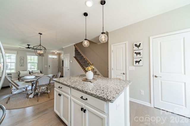 464 Spring Gardens Drive 216, Belmont, NC 28012