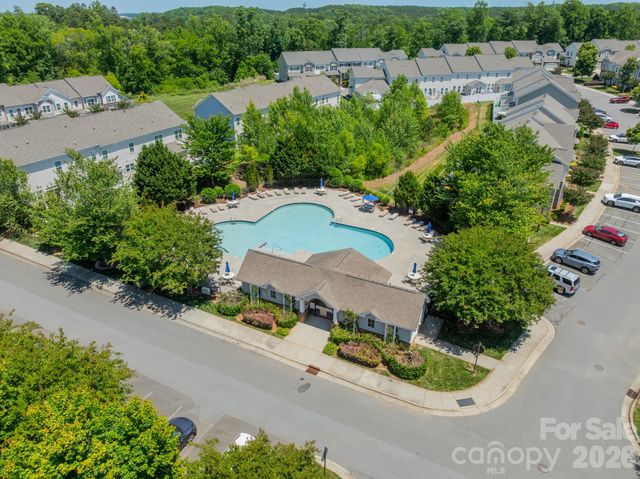 464 Spring Gardens Drive 216, Belmont, NC 28012