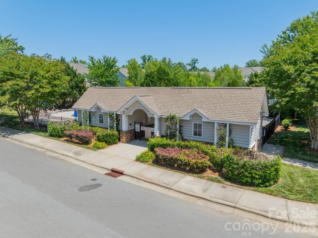 464 Spring Gardens Drive 216, Belmont, NC 28012
