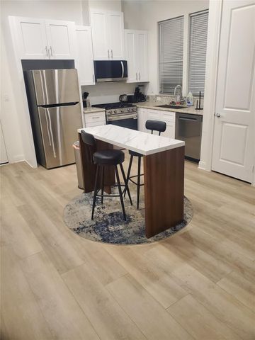 5113 Briscoe Street A, Houston, TX 77033